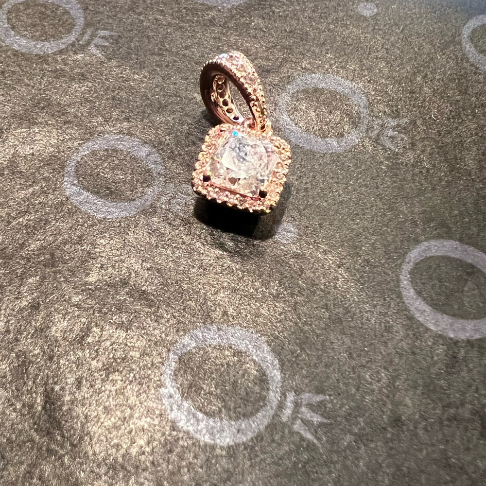 Pandora Rose Square Sparkle Halo Pendant